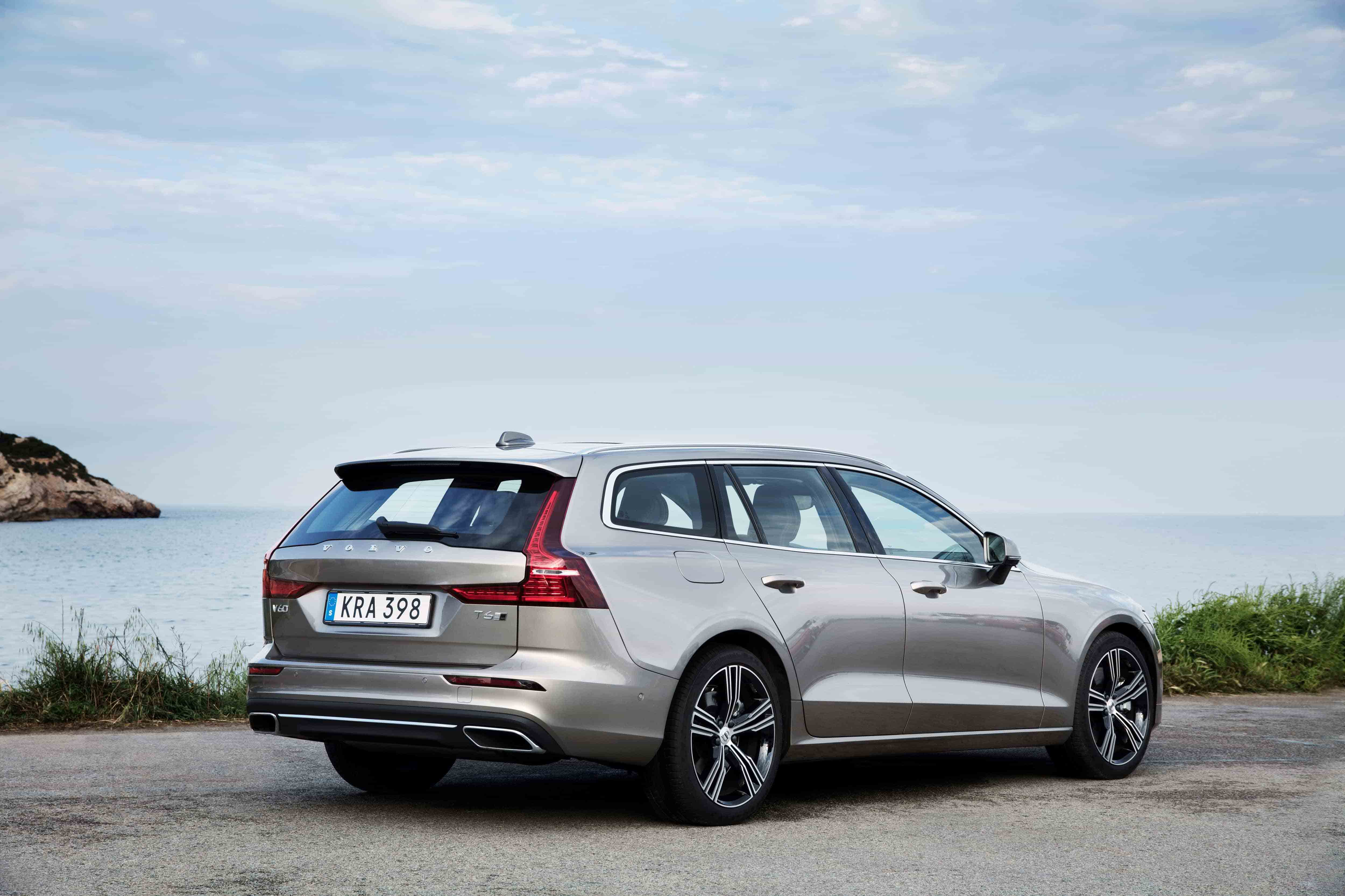 volvo v60 cross country