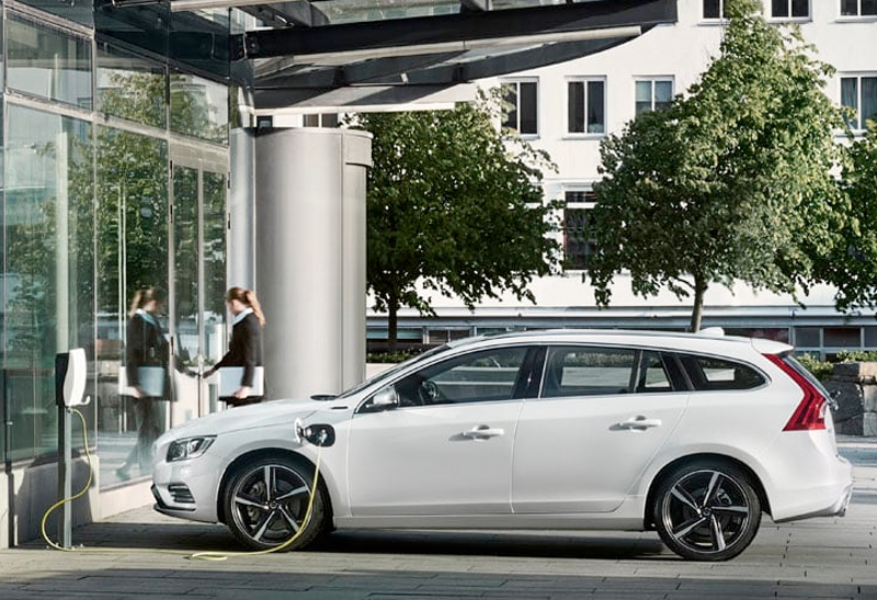 volvo híbrido v60